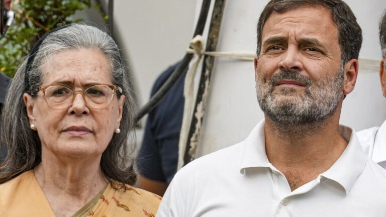नेशनल हेराल्ड केस में दर्ज हुई नई FIR, जानें कैसे बढ़ीं सोनिया गांधी और राहुल की मुश्किलें?
